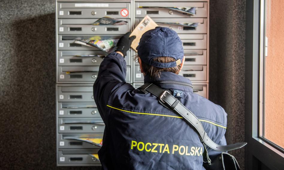 Poczta Polska will do the best job. Voluntary departure for 12 wages