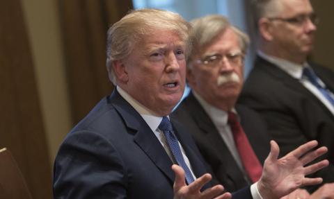 FBI przeprowadziło przeszukanie w domu byłego doradcy Trumpa