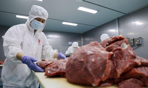 Chiny uderzają w import wołowiny. 55 proc. cła dla USA, Brazylii i Australii