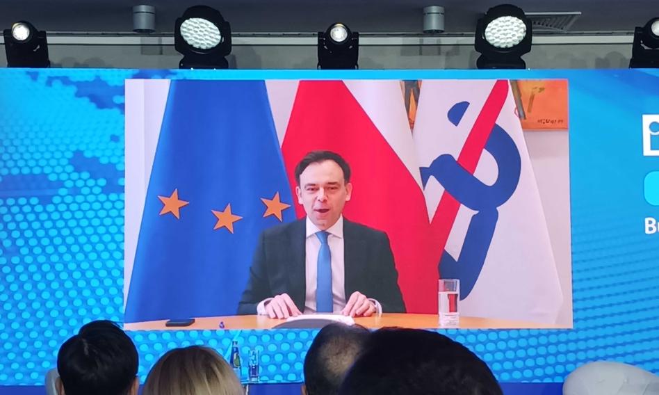 Minister finansów: Rynek kapitałowy potrzebuje pilnie poważnych zmian