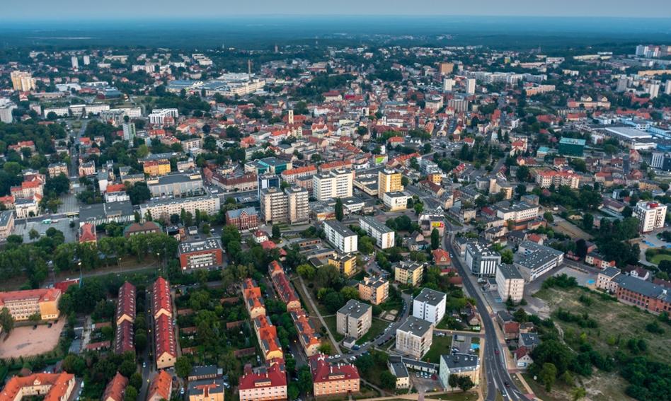 I w zieloność brodzi. Najbardziej „zalesione i parkowe” miasta w Polsce w 2025 r.