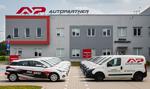 Wyniki Auto Partner w I kw. 2025 roku vs. konsensus PAP (tabela)