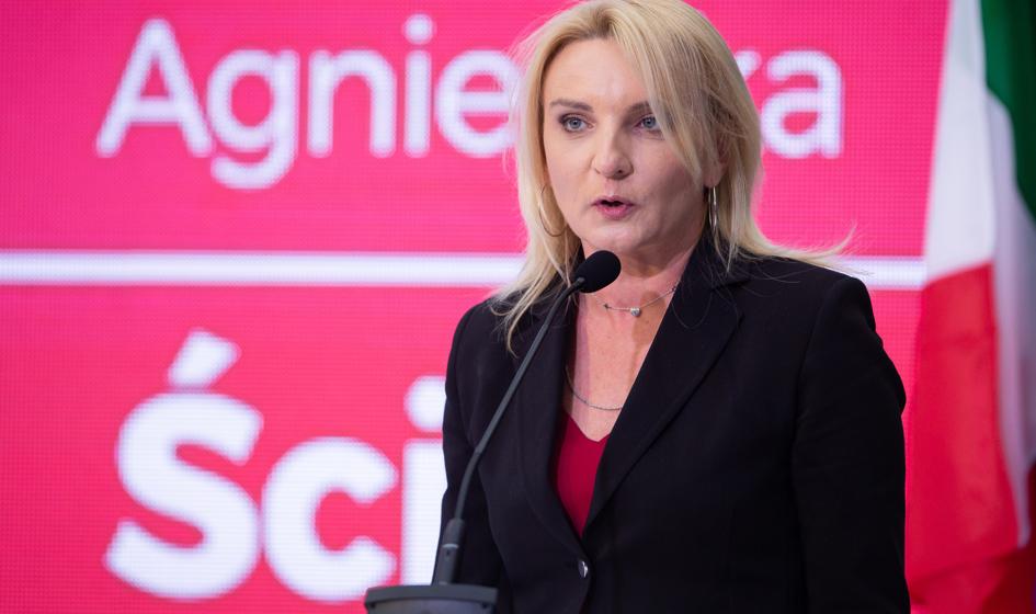 Posłanka Agnieszka Ścigaj może zostać ukarana za pracę w pomocy społecznej