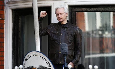 Decyzja w sprawie ekstradycji Assange'a do USA później, niż zakładano