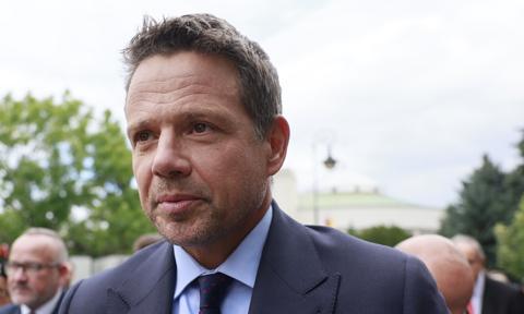 Trzaskowski obronił Warszawę? KO przegłosowała wotum zaufania mimo oporu PiS i Lewicy