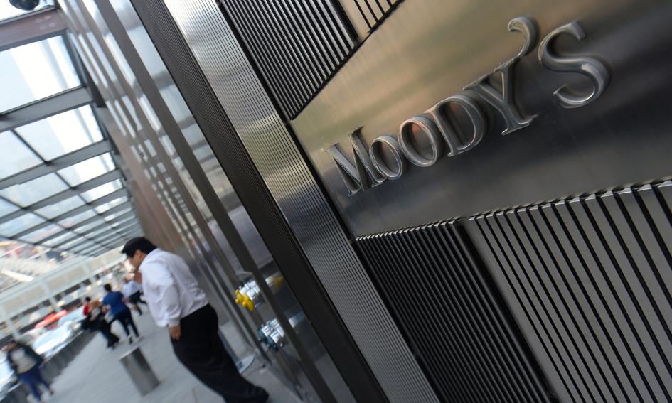 Moody’s o wyroku TK: pogarsza relacje Polski z UE, jest negatywny dla profilu kredytowego kraju