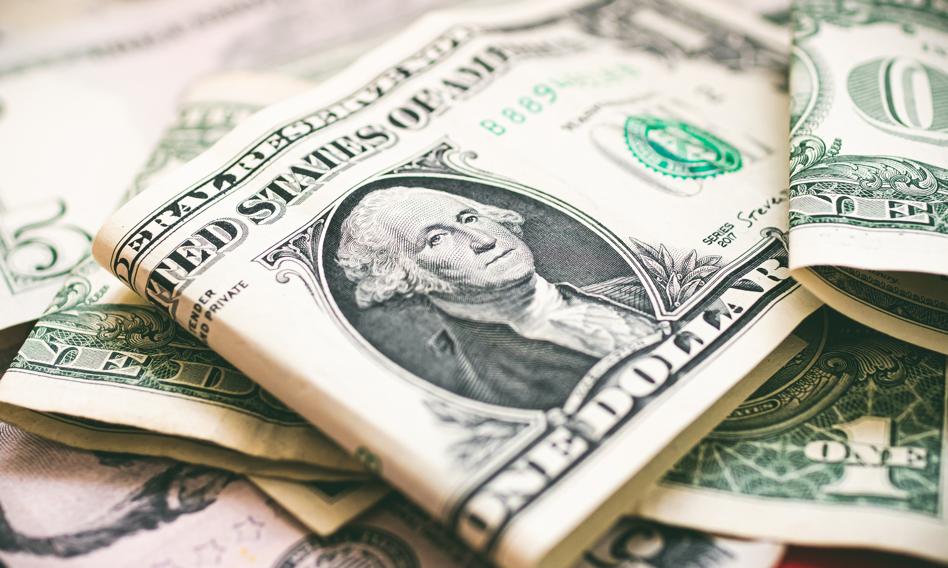 Dolar blisko 4-letnich minimów. Frank drogi jak w listopadzie