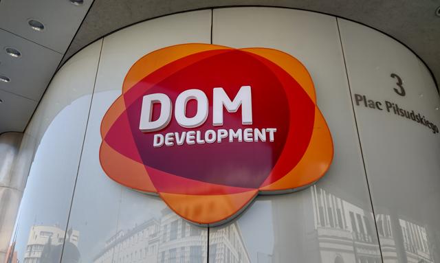 Dom Development ocenia, że podaż wyższa od bieżącej sprzedaży jest zagrożeniem dla rynku