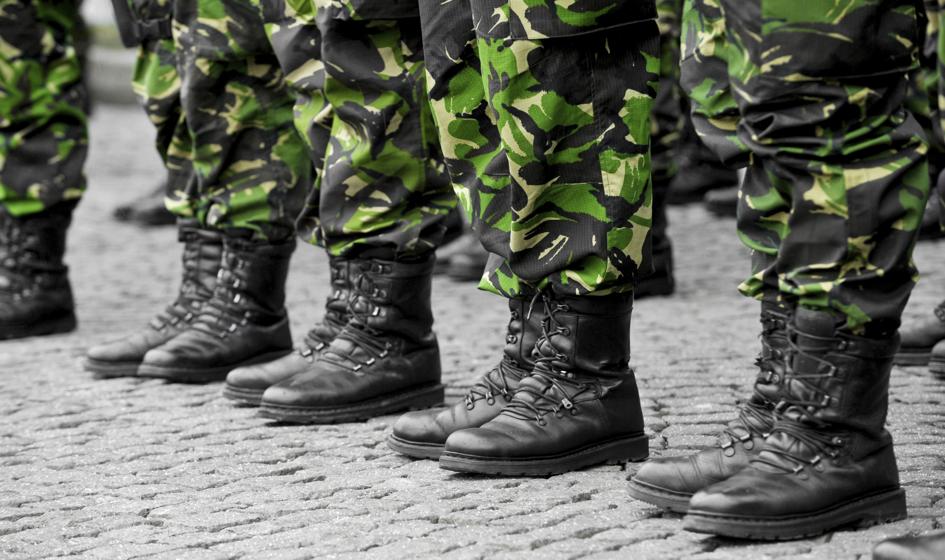 Ochroniarze wesprą wojsko