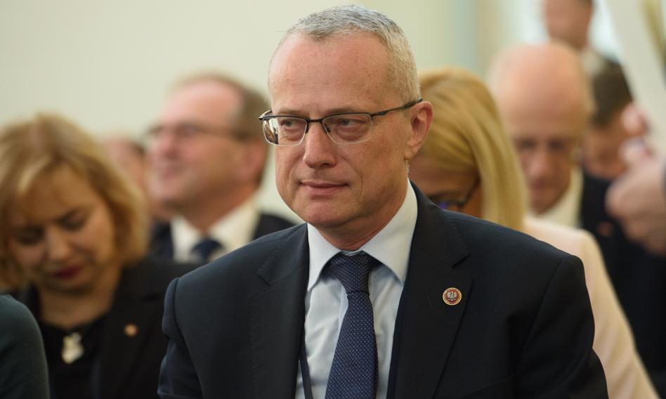 Wojna o ambasadorów. Odwołany dyplomata chce "rekompensaty" za niewykonaną pracę