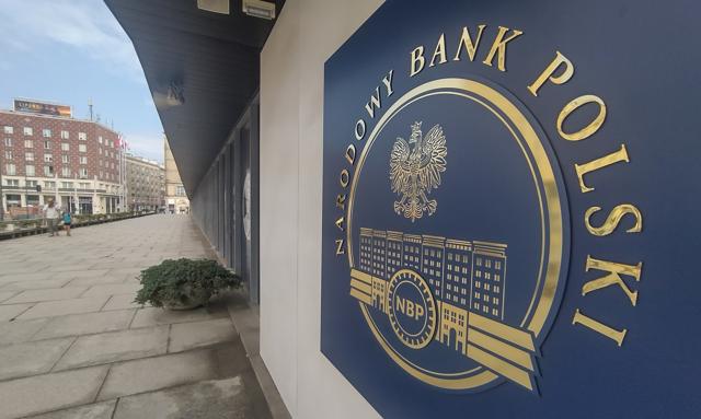Polska z dużą nadwyżką na rachunku bieżącym. Rok temu był deficyt
