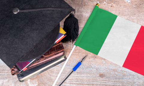 Włoska szkoła: wniosek i opłata od 0,25 € za stronę, by zobaczyć klasówkę