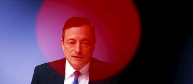 Mario Draghi znów w centrum uwagi