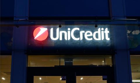 UniCredit kusi prostotą. 3,5% na koncie oszczędnościowym bez limitów i warunków