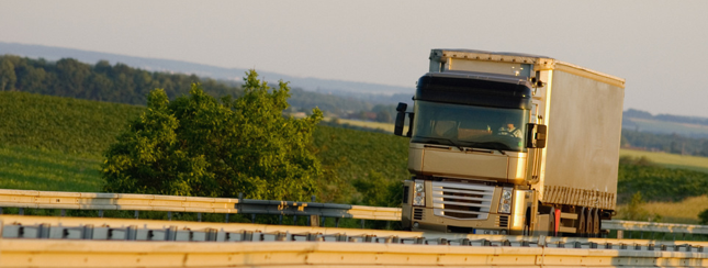 KE: Francja i Niemcy ograniczają swobodę świadczenia usług w transporcie