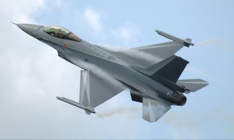 Premier Holandii: poważnie rozważamy przekazanie myśliwców F-16 Ukrainie