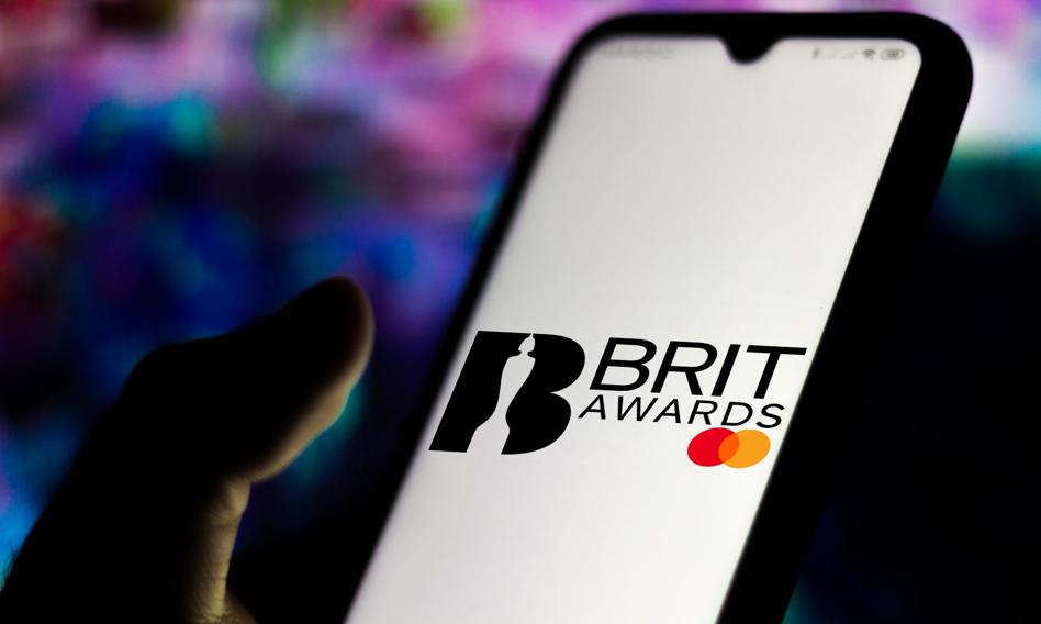 Nagrody muzyczne Brit Awards będą bez podziału na kategorie męskie i kobiece