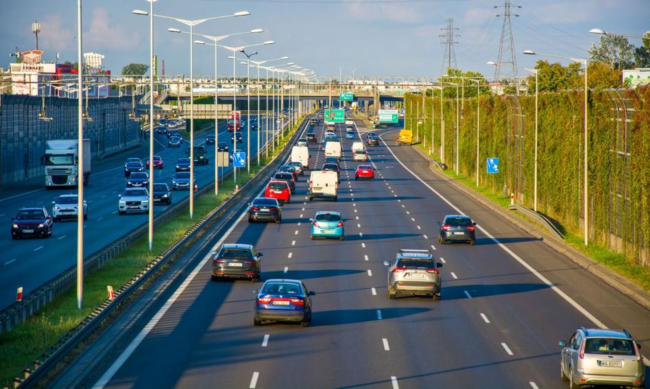 Promocje na paliwo na Wszystkich Świętych. Sprawdzamy, gdzie zatankować