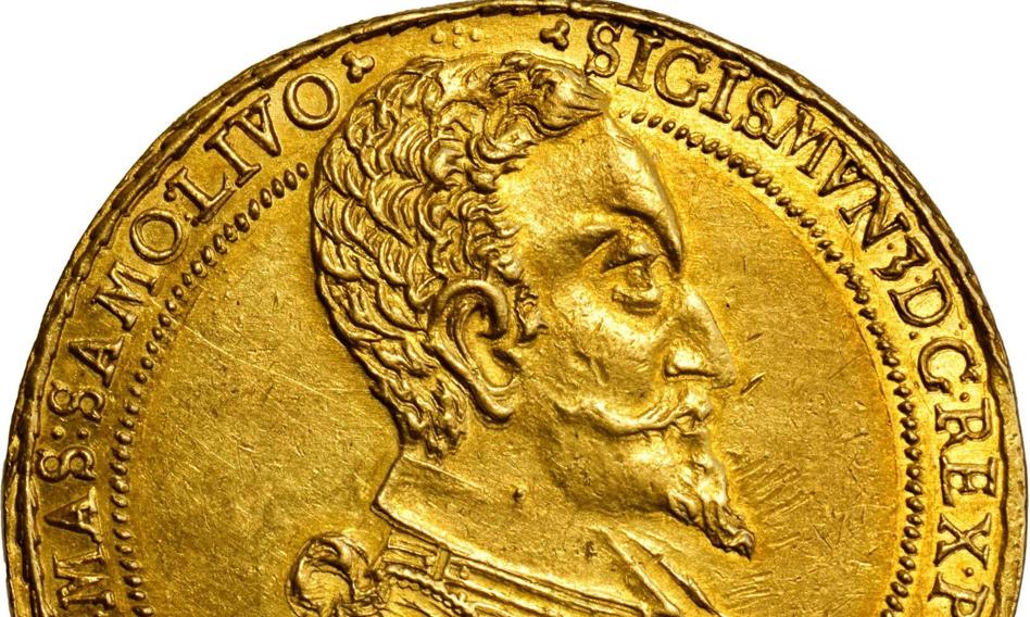 A gold coin from the Bydgoszcz Mint, auctioned for PLN 900,000.  dollars thumbnail