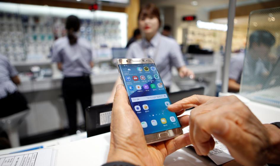Samsung z potężną baterią i aparatem 50 MP za aktywne korzystanie z karty kredytowej