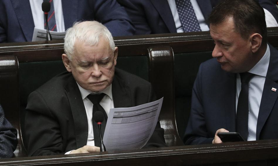 Kaczyński podał, jak będzie brzmiało pierwsze pytanie w referendum