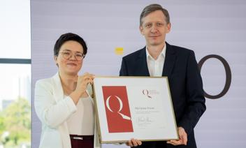 PKO BP pierwszą firmą z kompletem Językowych znaków jakości