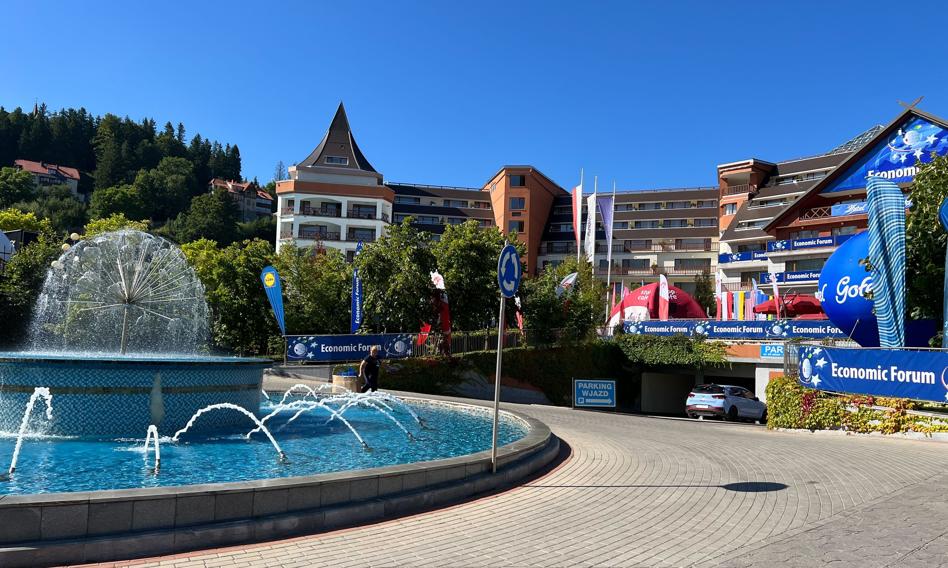 Karpacz centrum debat o gospodarce. Rusza 35. Forum Ekonomiczne