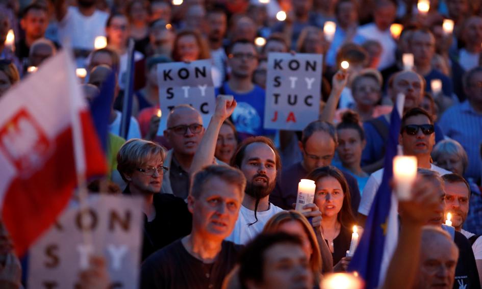 Włoska prasa: w Polsce wygrał protest millenialsów