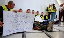 Rolnicy protestują też w Sejmie. "Zostajemy, czekamy na spotkanie z premierem"