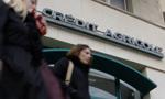 Bez karty i smartfona nie ma dostępu do własnych pieniędzy. Żaden przepis tego nie zauważa