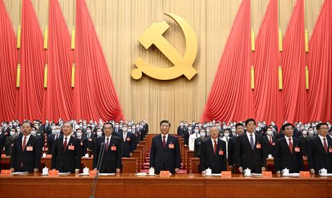 W Chinach niewidziani od miesięcy byli ministrowie tracą kolejne stanowiska