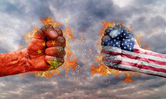Cios za cios. USA nałożą na Chiny nowe cło w wysokości 100 proc.