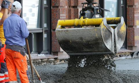 Tysiące osób mogą stracić pracę. Wszystko przez import taniego cementu