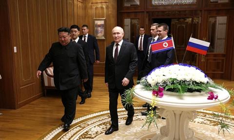 Putin w Korei Północnej. "Rosja walczy z hegemonią USA"