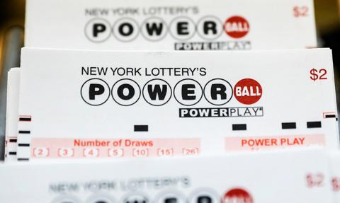 Wygrał rekordową kwotę w Powerball. Został pozwany za kradzież kuponu