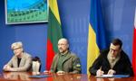 Premierzy Polski, Ukrainy i Litwy podpisali w Kijowie wspólną deklarację