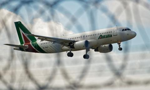 "Przekleństwo Alitalii trwa". KE żąda zwrotu 400 mln euro pożyczki dla nieistniejących już linii lotniczych