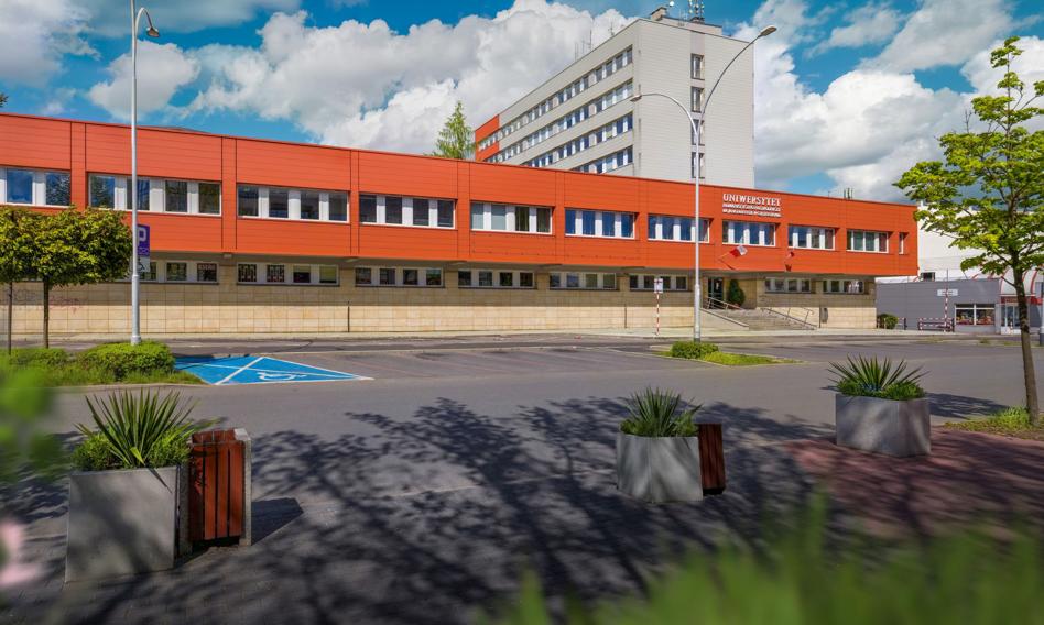Rektor Uniwersytetu Jana Długosza podejrzany o korupcję