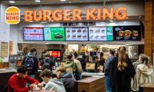 Burger King wprowadza AI do słuchawek pracowników. Inwigilacja czy dobro klienta? 