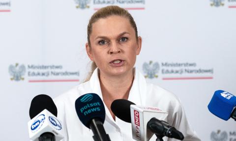 Minister edukacji pytana o nadgodziny nauczycieli. "Resort jest gotowy do rozm贸w"