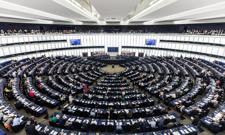 Europosłowie z kolejną podwyżką. Tyle będą teraz zarabiać