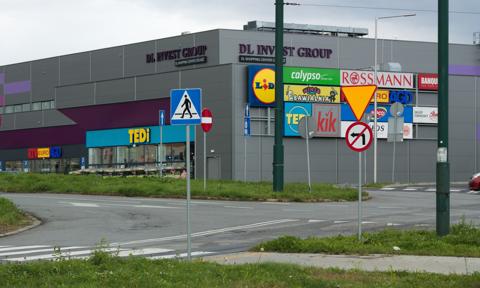 400 zł a 5000 zł za metr. Deweloperzy z parkami handlowymi uciekają z dużych miast