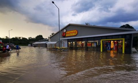 280 mln euro od Unii na pomoc powodzianom w Europie Środkowej, w tym w Polsce