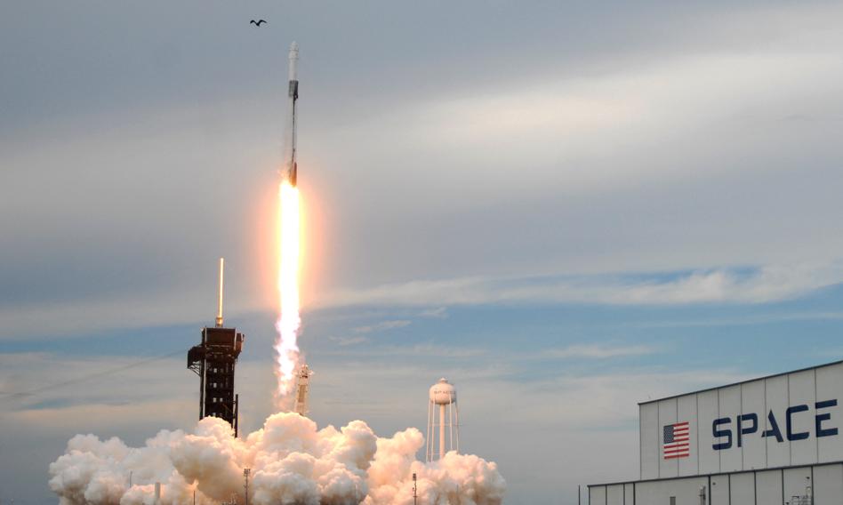 Koniec z kosmicznymi kolejkami. Polska zbuduje własne rakiety i satelity