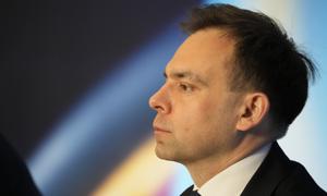 Odliczanie na stacjach benzynowych. Minister finansów o rezerwach i scenariuszach awaryjnych