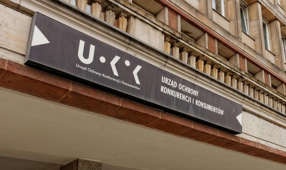 UOKiK has brought charges against Bocian.  Customers had to sign additional contracts