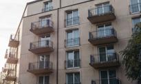 Rodzina 2+1 kupuje na kredyt 55-metrowe mieszkanie w stolicy. Ile po偶yczy bank?