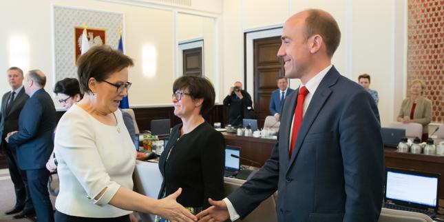 Rząd zajmie się ordynacją podatkową i wysokim kosztem kredytów