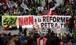 Francuzi wrócili na ulice strajkować przeciwko reformie emerytalnej; 400 km korków wokół Paryża