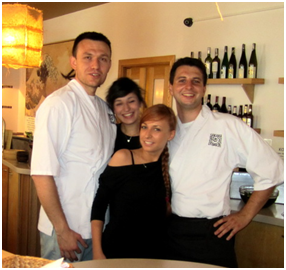 Pracownicy Sakana Sushi Bar